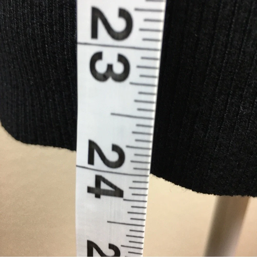 BCBGMAXAZRIA Black Cardigan & Shell Sweater Beaded Diamond Design Size M - Picture 16 of 16